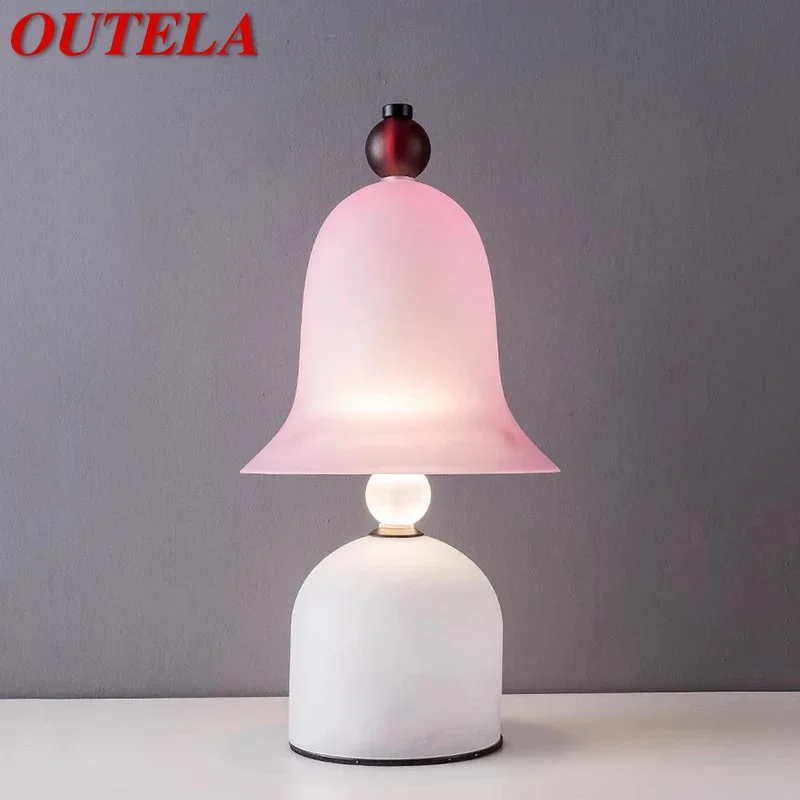 

Современная розовая настольная лампа OUTELA в скандинавском стиле, дизайнерский креативный светильник для гостиной, спальни, детской комнаты, минималистическое художественное освещение, фиксаторы