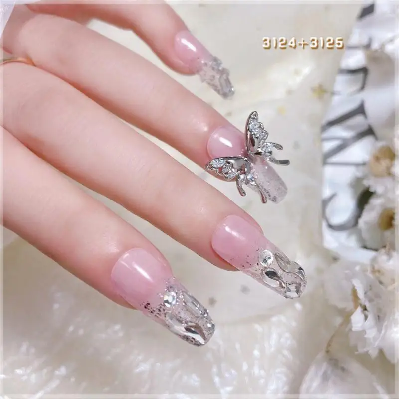 

Half Butterfly Nail Parts Liquid Metal Butterfly Nail Charms Gold/Silver Hollow Nail Crystals Decoration Zircon