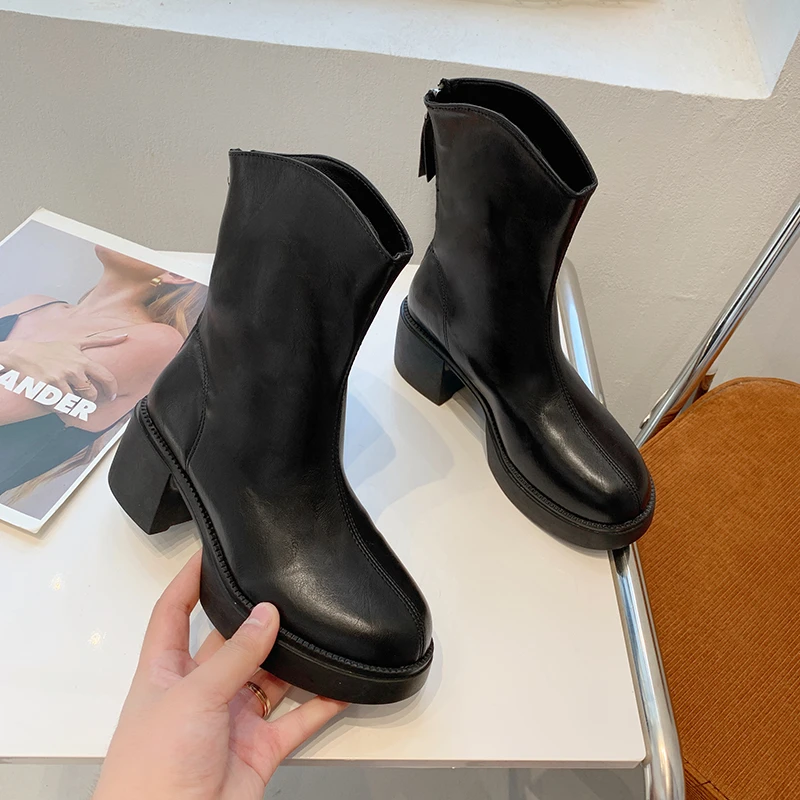 2023 Fashion Spring and Autumn Women's Chunky Heel Short Boots Pu Material One-foot Women's Platform Boots Large Size 35-40