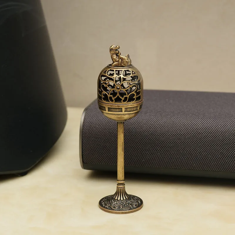 Creative Retro Hollow Aromatherapy Furnace, Home Indoor Zen Tea Ceremony Decoration, Alloy High footed Small Incense Burner, 1Pc