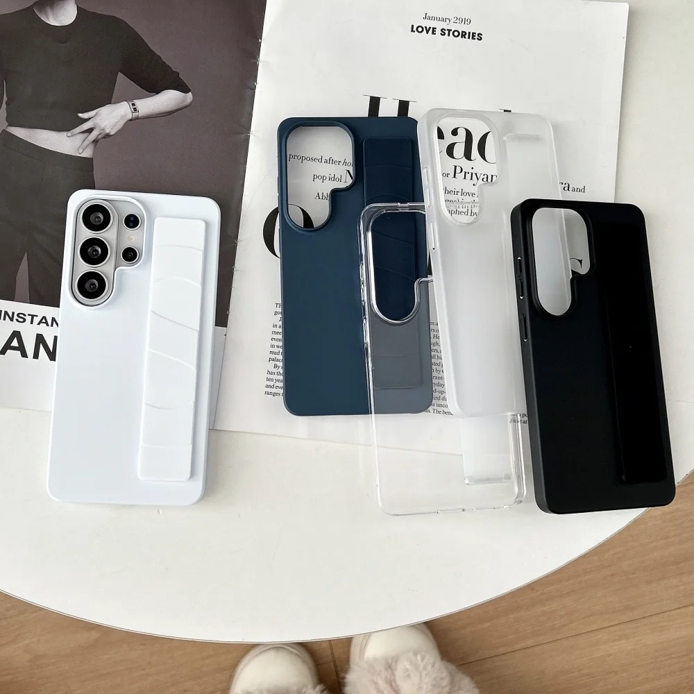 Luxury Matte PC Wristband Phone Case with Portable Strap and Non-Slip Bumper