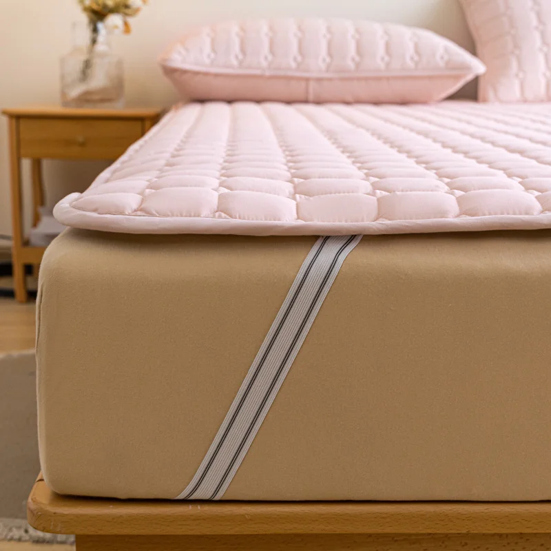 Quilted Thick Mattresses Toppers Waterproof Mattress Pad Cover All-Season Elastic Corner Straps Fits Up To 30cm Bed 1pc