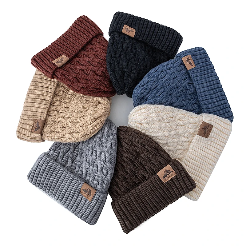 Unisex Letter Label Winter Hat Fashion Plush Fur Lined Hats For Women And Men Outdoor Classic Keep Warm Winter Cap