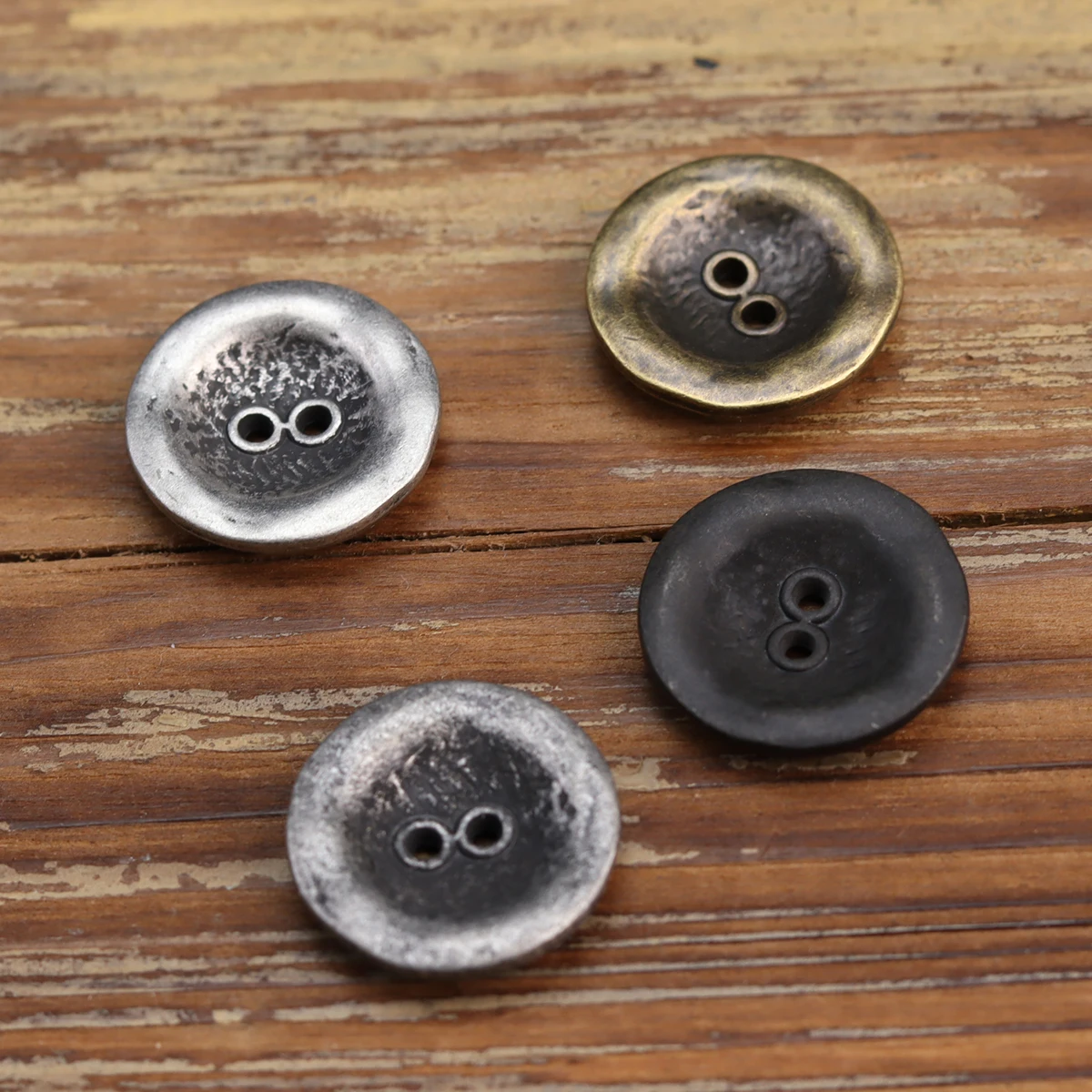 Two Hole MUKU Antique Design Metal Buttons Made Old Jacket Fashion Black Dress Sweater New Sewing Accessories Knitting 3
