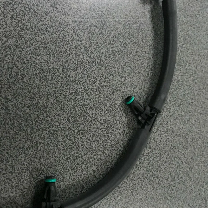 Fuel Return Pipe Fuel Injector Leak Off Hose For Mercedes-Benz W204/W212/W906/W639 A6510700132