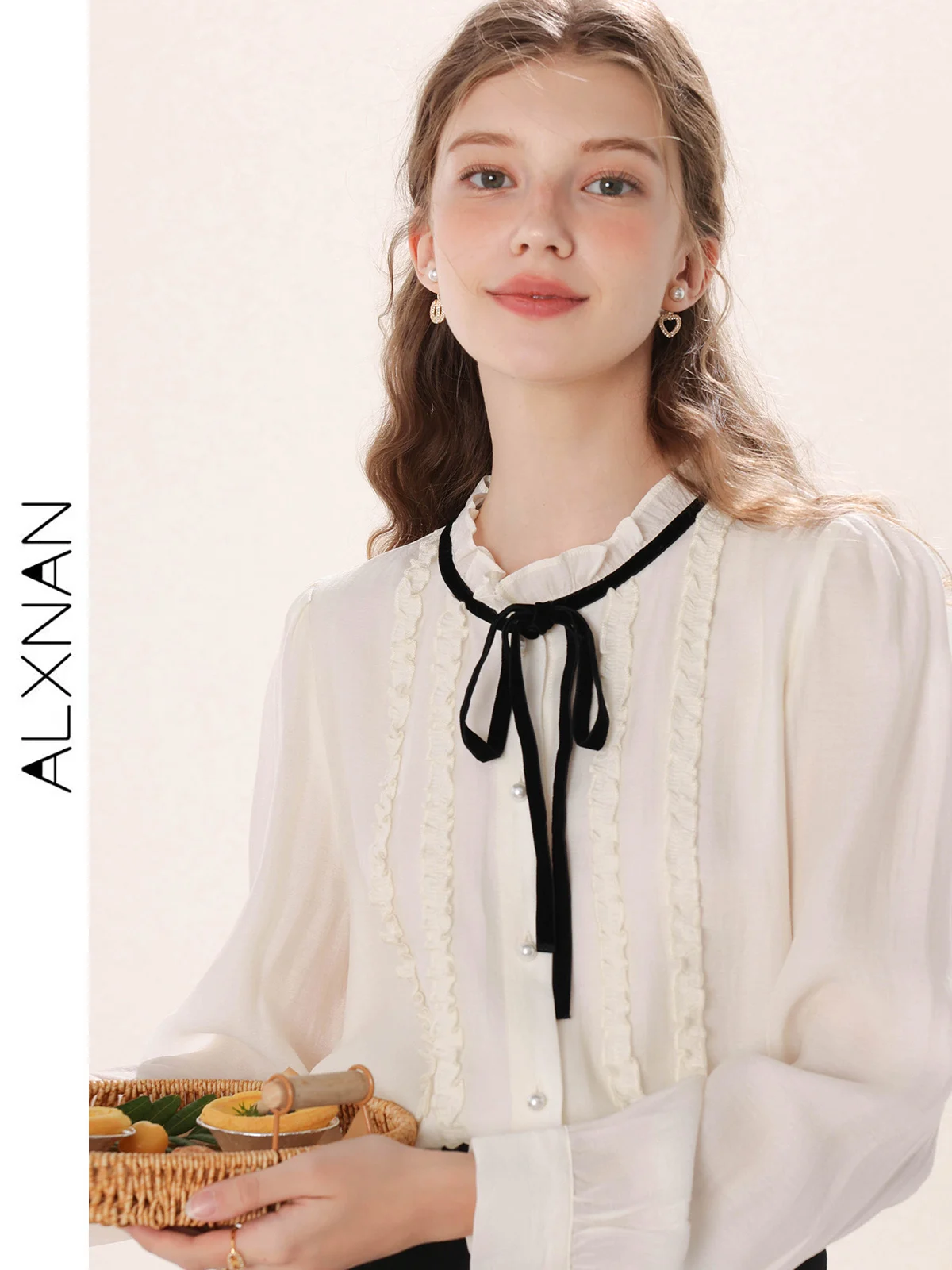 Рисунок 5 - Женская рубашка со шнуровкой и бантом ALXNAN