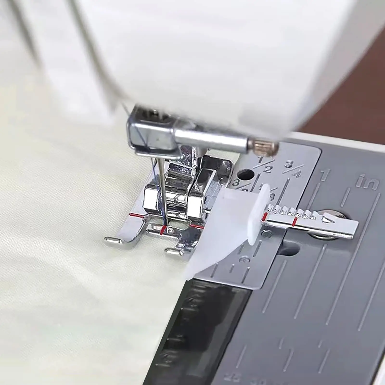 Adjustable Guide Sewing Machine Presser Foot