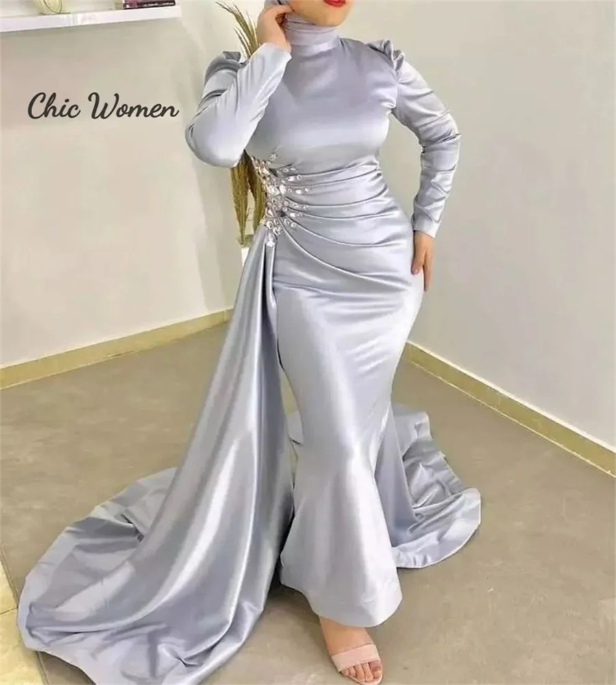 

Silver Dubai Evening Dress With Train Elegant Long Sleeve Muslim Arabic Prom Dresses Beaded High Collar Turish Formal Party