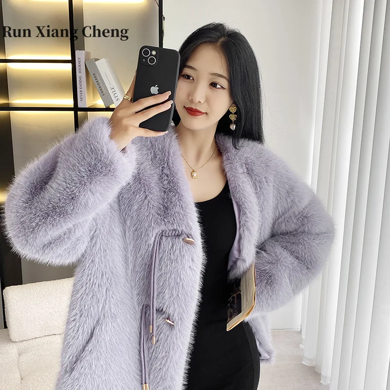 

RUN XIANG CHENG 2023 Winter Fur Integrated Coat Women's Mid Length V-neck Fur Coat Young Cow Horn Button Free Shipping Leopard