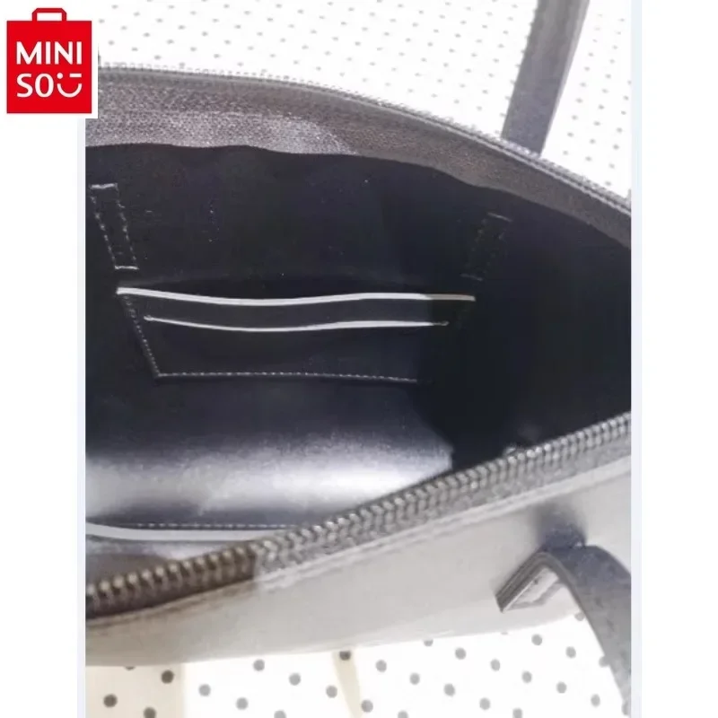 MINISO Disney Cartoon Mickey Minnie Fashion Casual Zipper Sealed High Quality Large Capacity Women's Handheld Tote Bag