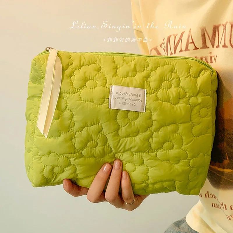

1 Piece Fashion Diaper Bag for Newborn Korean Simplicity Floral Baby Diaper Bag Soft Waterproof High Capacity Baby Organizer