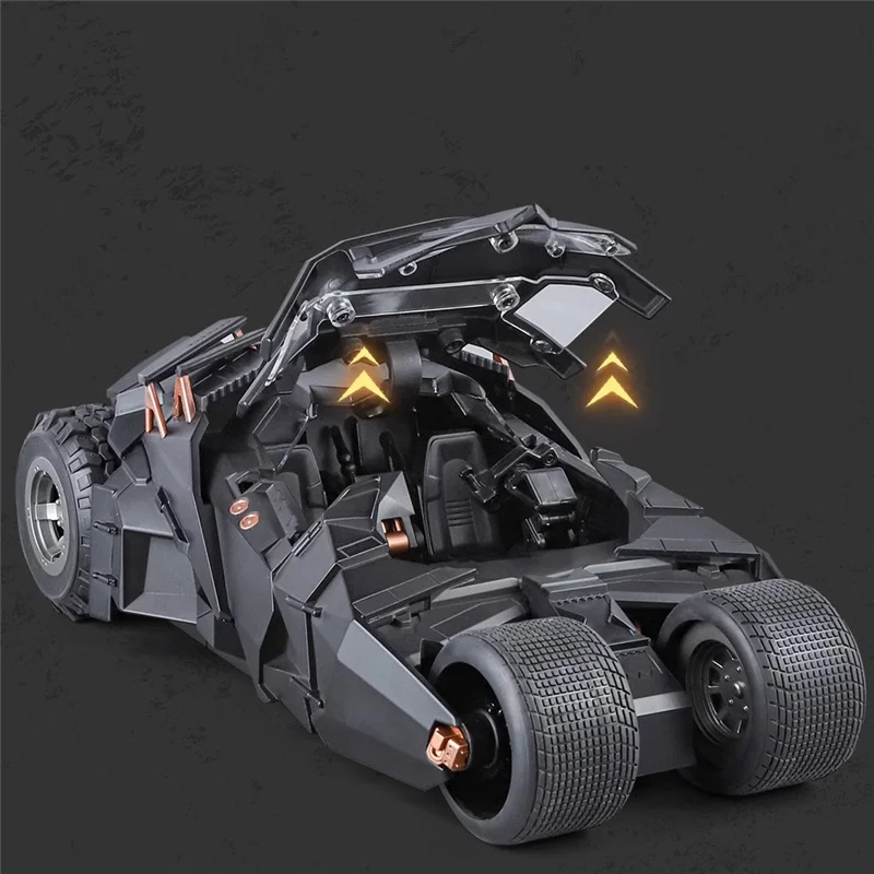 1/18 Classic Movie Car 2008 Batmobile Alloy Concept Bat Sports Car Model Diecast Metal Toy Race Car Model Sound Light Kids Gifts 2