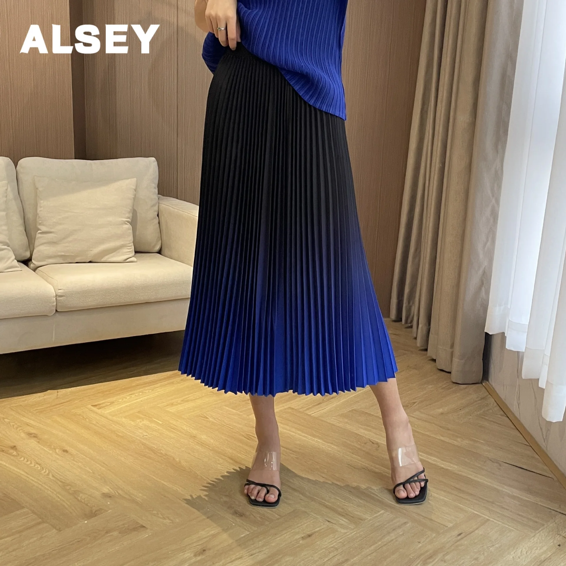 

ALSEY Miyake Pleated Gradient Color Elegant Bustier Women Autumn New Temperament Versatile Fashion High Waist Elegant Half Skirt