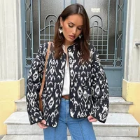 PB&ZA 2024 Spring New Women's Fashion and Elegance Short and Versatile Printed Quilted Round Face Jacket Coat 1