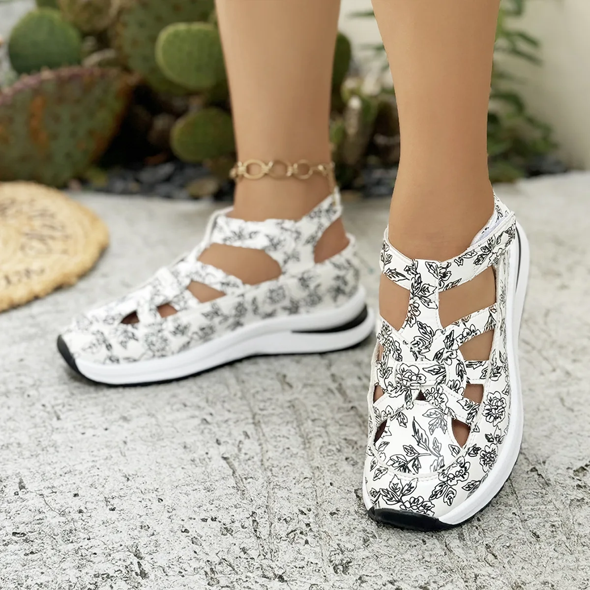 2025 New Women Flat Sandals Platform Wedges Shoes Slip on Casual Comfy Shoes Woman Luxury Outdoor Sandals Women Zapatos De Mujer