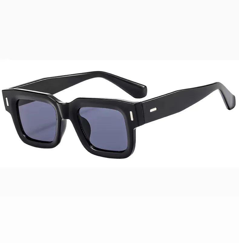 Markendesigner Quadratische Sonnenbrille für Damen und Herren Ozeanfarben-Schattierungen Sonnenbrillen für Frauen Modische Rechteckige Nieten-Sonnenbrille – Detail 3
