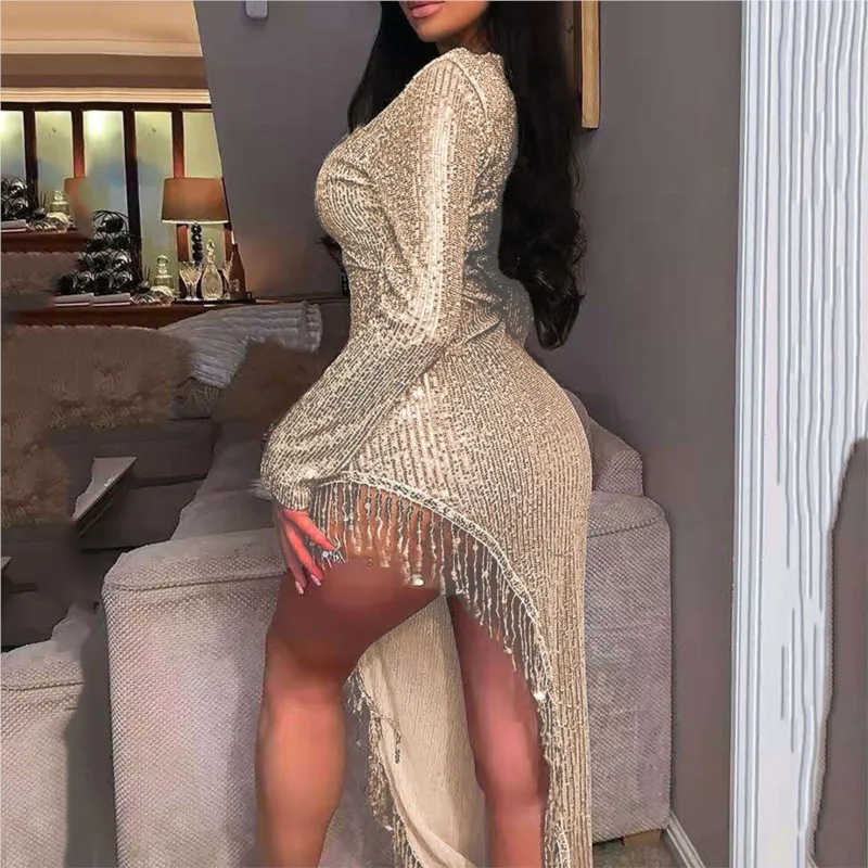 Рисунок 4 - Женское платье с блестками