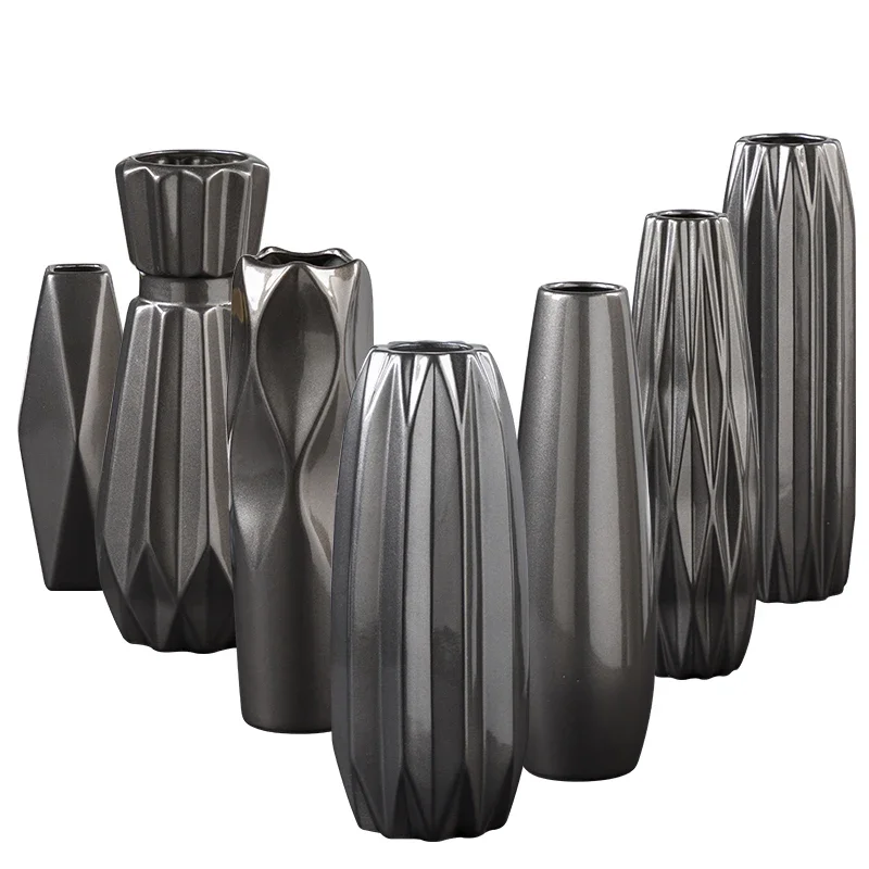 Ceramic Tabletop Flower Vase Handmade Handicrafts Fashion Creativity Black Vase Study Hallway Home Wedding Decoration 5