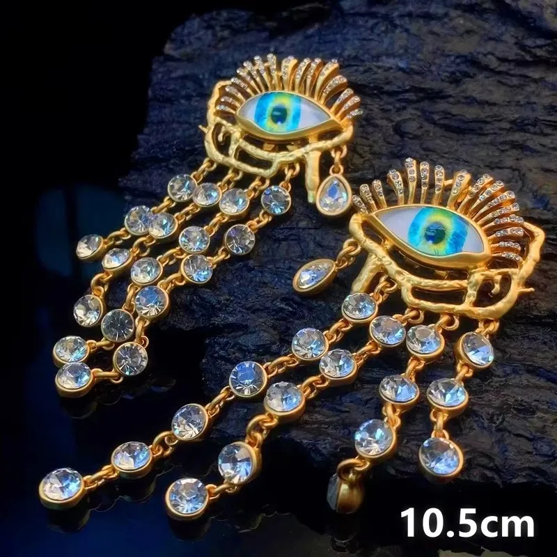 Exaggerate Eye Lips Nose Eye Stud Earring Brass Heavry Metal for Women Jewelry 2024 New Europe And America Vintage 4
