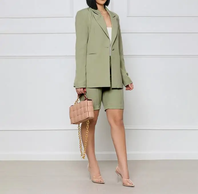 Рисунок 6 - Костюм с длинным рукавом