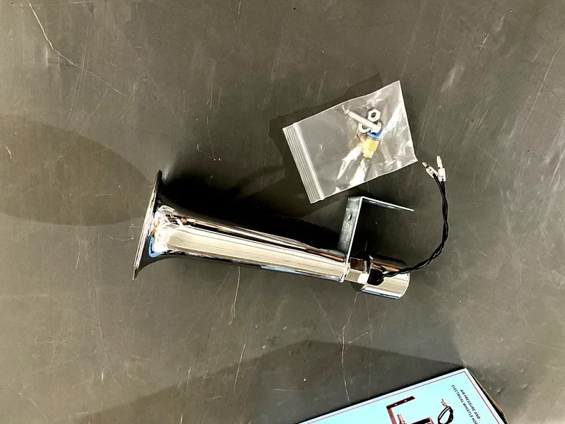 Car air horn truck single pipe air horn Electroplated/red 12V 24V180DB