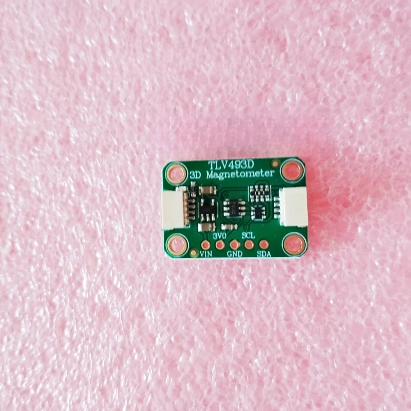 

Трехосевой магнитометр 4366 TLV493D-STEMMA QT QWIIC