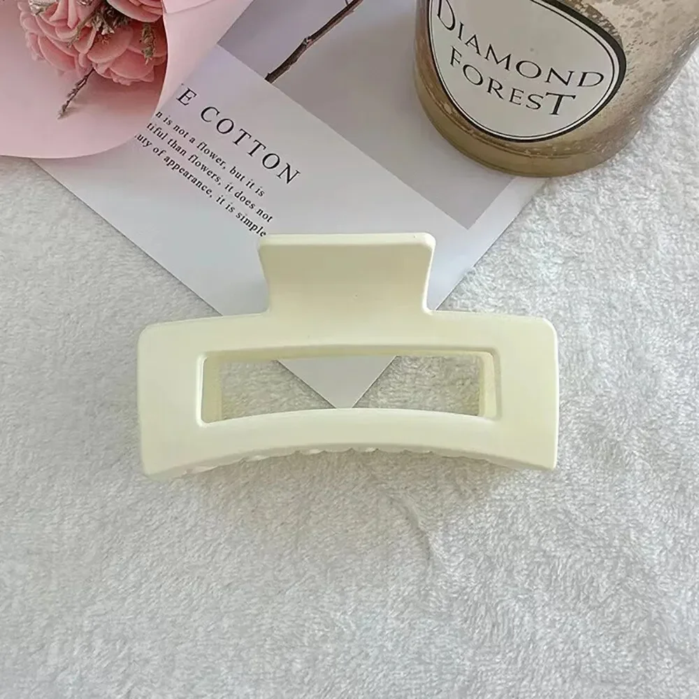 Plastic Hair Accessories 1Pc Ladies Retro Temperament Simple Fashion Frosted Geometric Rectangular Cutout Updo Shark Hair Grab