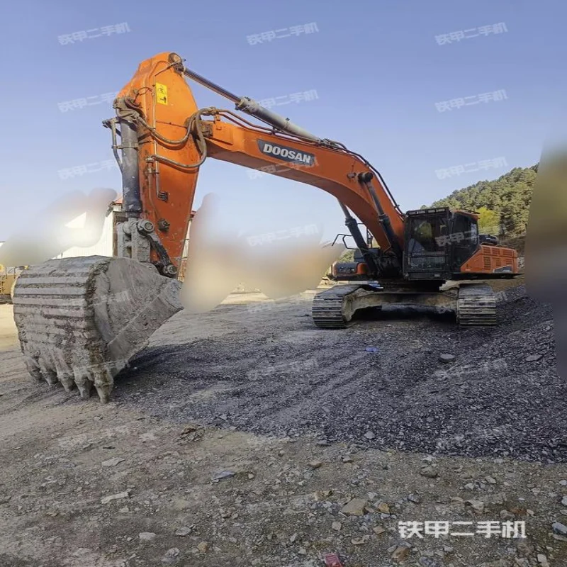 Новинка 90%, экскаваторы doosan на 6 тонн