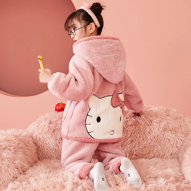 

Sanrio Hello Kitty Anime Children's Pajamas Cute Cartoon Autumn Winter Thickened Coral Velvet Robe Middle Girl Boys Home Wear