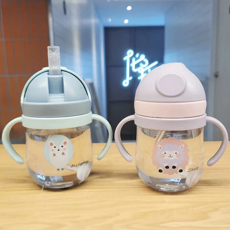 300ml  마시는 컵 먹이 병 빨대 중력 공으로 질식 방지 손잡이가있는 넓은 구경 우유 물병