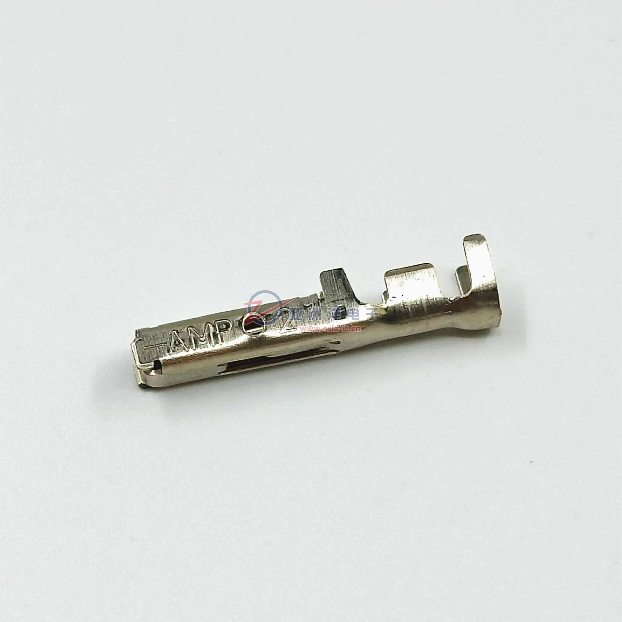 100PCS 175218-2 커넥터 상호 연결 장치 직사각형 커넥터 접점 175218-2 오리지널 재고 신제품