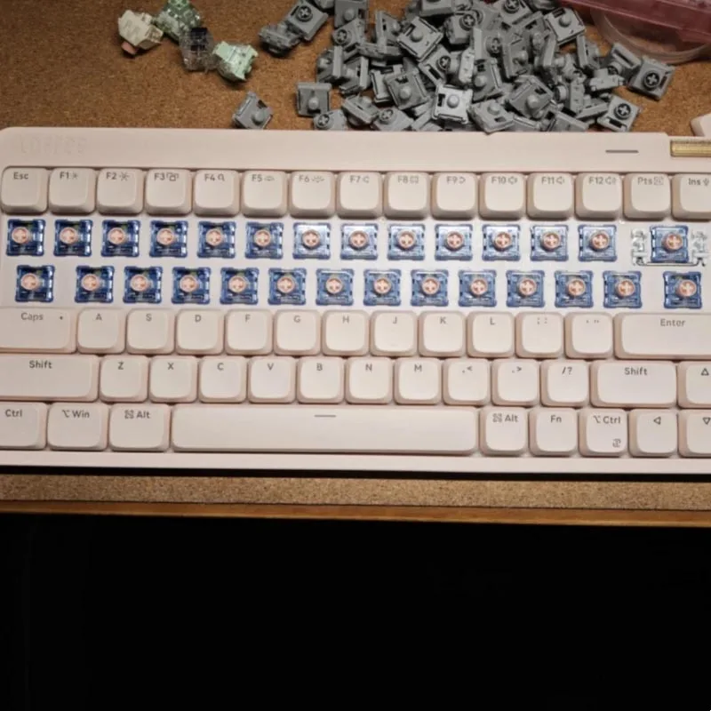 Kailh Islet Pink Silent Low-Profile Mechanical Keyboard Switches - 35g Linear Actuation