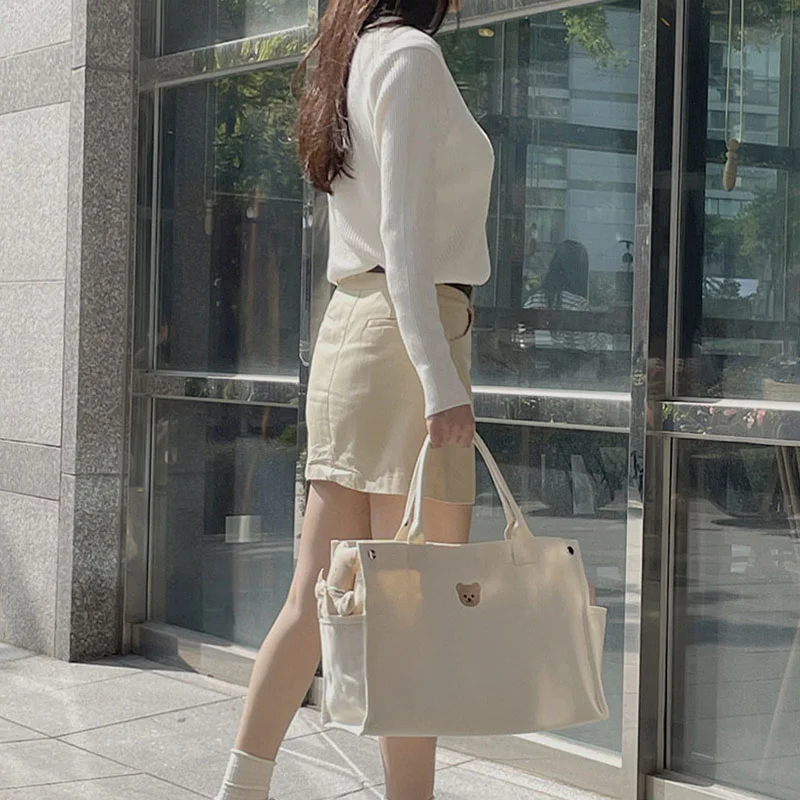 

Ins Canvas Diaper Bags Large Capacity Multifunctional Outdoor Mother Baby Portable Waterproof Embroidered Teddy Bear