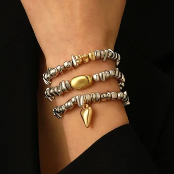 Fashion Vintage Bracelet New Vintage Irregular Heart Pendant Beaded Bracelets For Women 2025 Trending New Jewelry Accessories