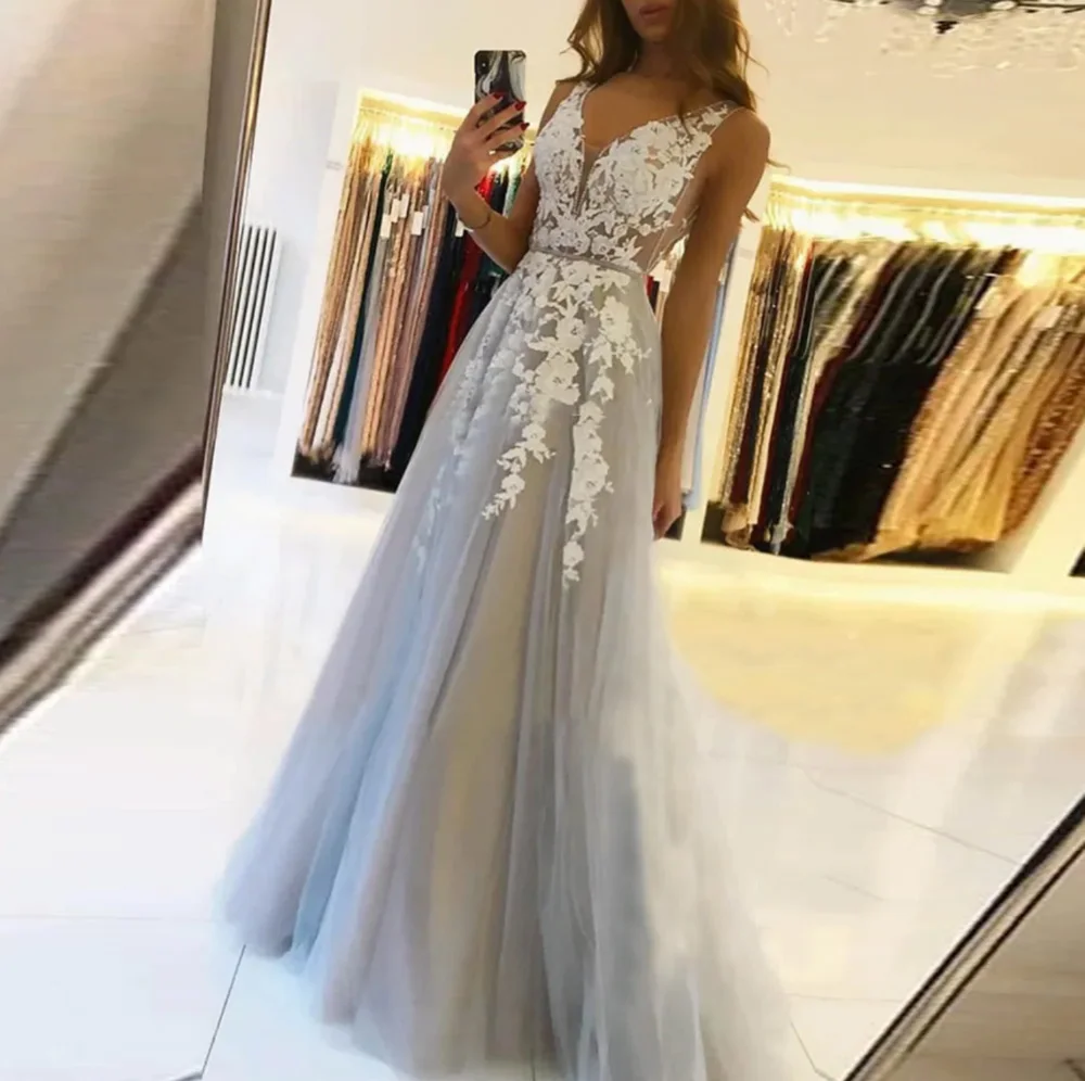 

Sexy Backless A Line Prom Party Gown V-Neck Floor-Length Sweep Train Applique Tulle long Plus Size Illusion Custom