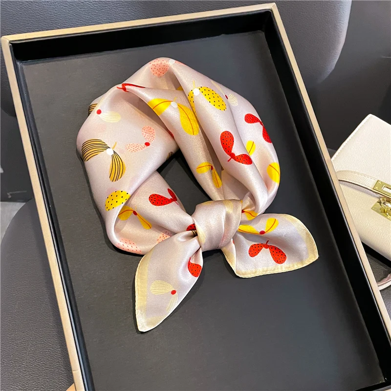 Рисунок 3 - Квадратный шарф из 100% натурального