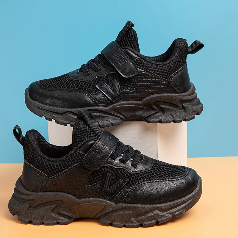 Рисунок 3 - Детские кроссовки