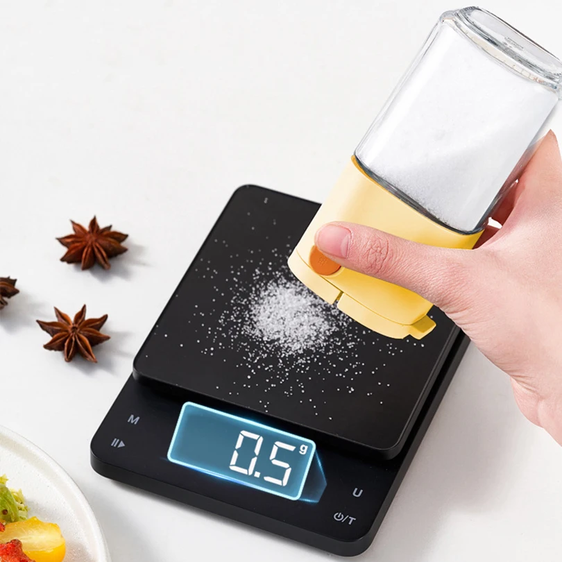 0.5g Quantitative Salt Control Bottle MultiFunctional  Seasoning Pot Press-Type Glass Seasoning Bottle Spice Dispenser