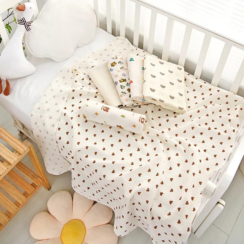80*80cm Summer Lightweight Nap Blanket with Cartoon Print Baby Swaddle Blanket Double-layer Cotton Gauze Baby Bath Towel