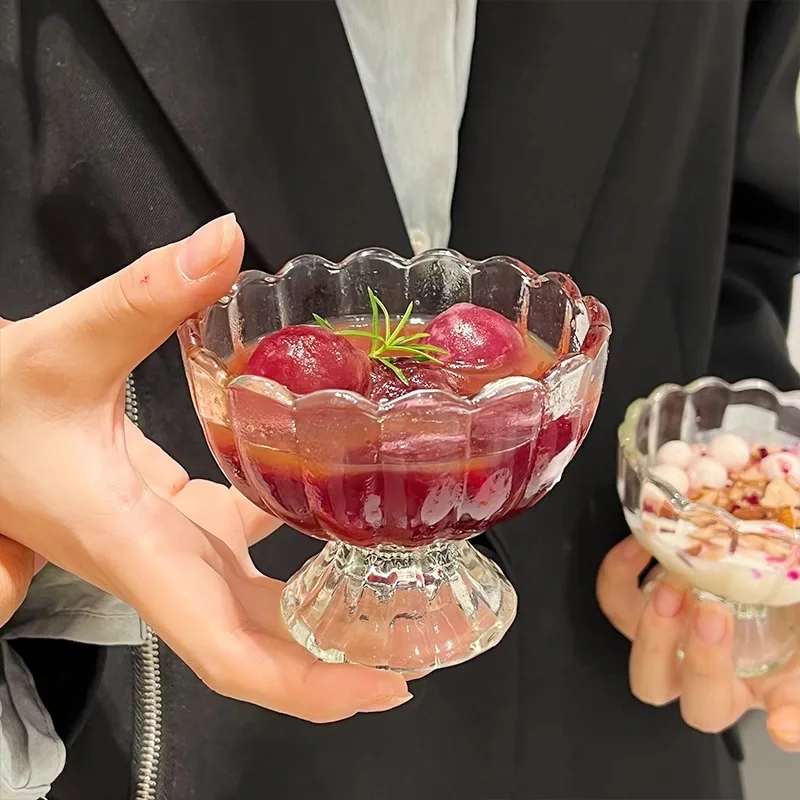 Summer Petal Shape Transparent Tall Ice Cream Glass Bowl Ice Cream Yogurt Cups Multi-purpose Home Dessert Juice Essentials