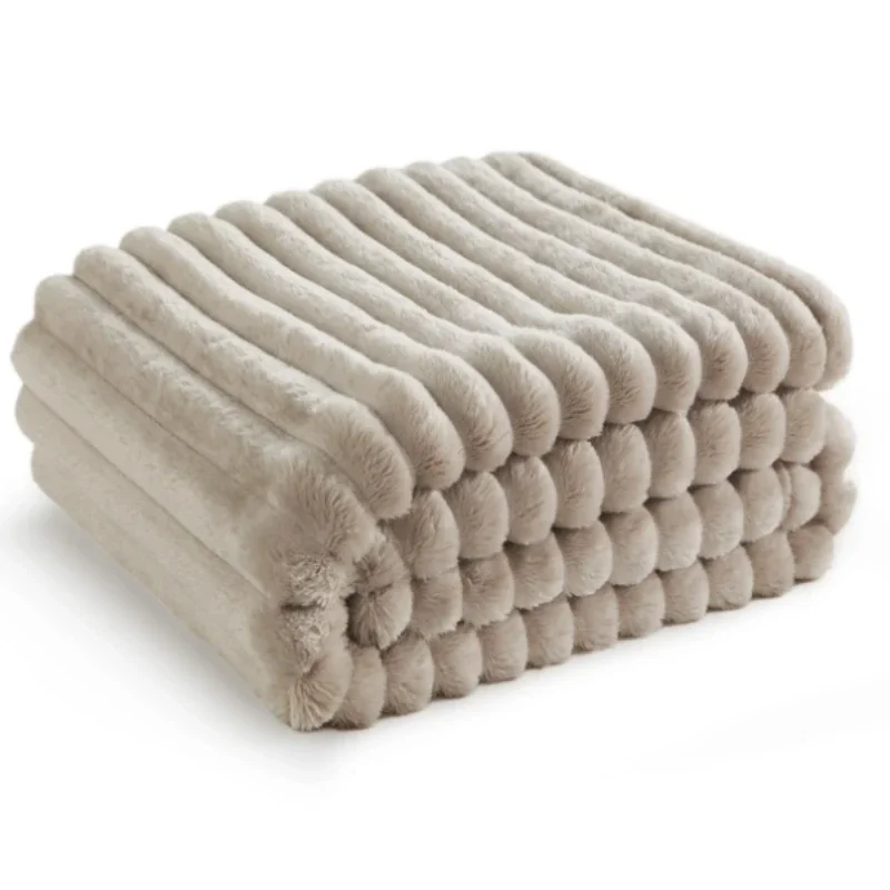 �䳢 ǫ���� ���, ���� ���, ĳ�־� ���