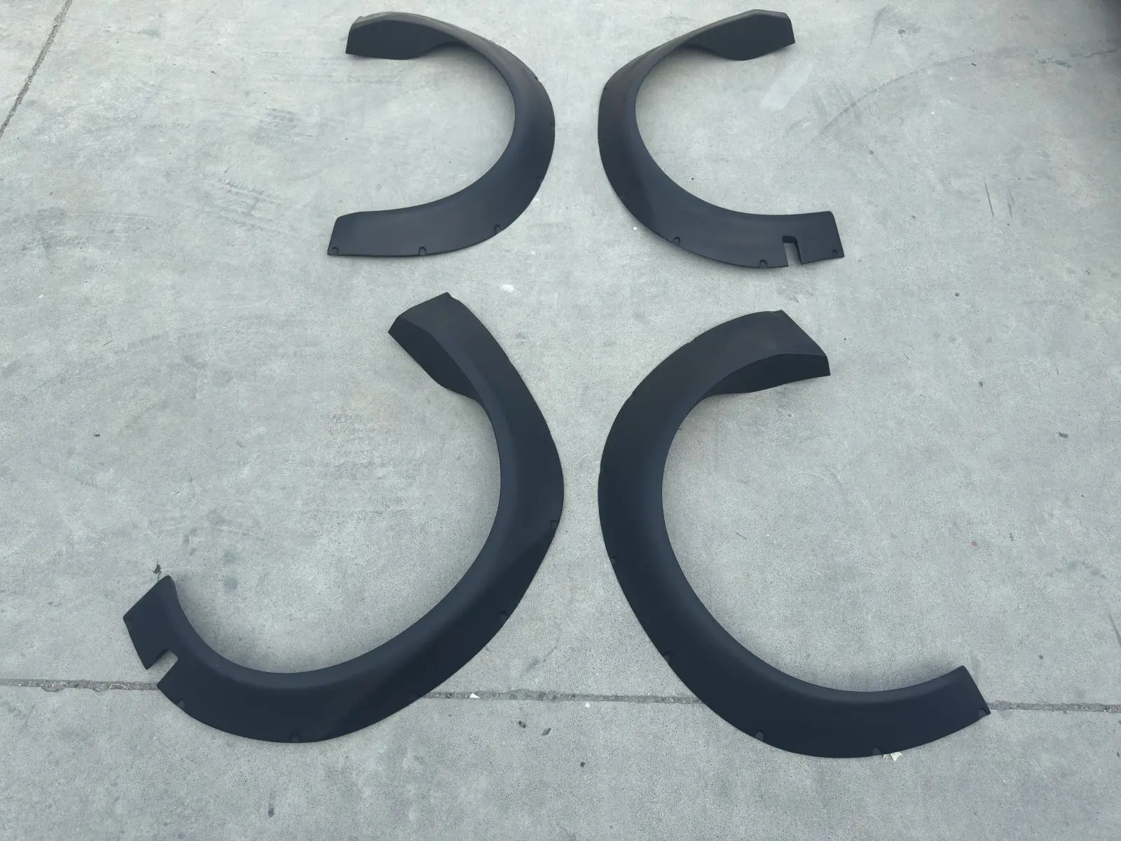 For Challenger Wide Car Body Kit Car Wheel Eyebrows Rear Spoiler Wings for Dodge Challenger 17up