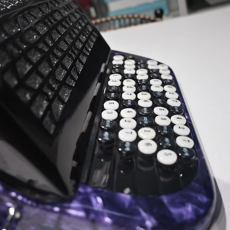 Slide image cc8fdc5740dd493faf3ba398c2e02a14