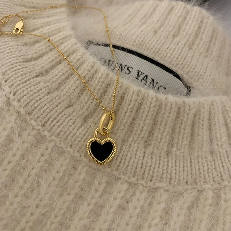 

Light Luxury Niche Design Sense Retro Double-sided Love Sterling Silver Necklace Female 2022 New Ins Wild Sweater Chain