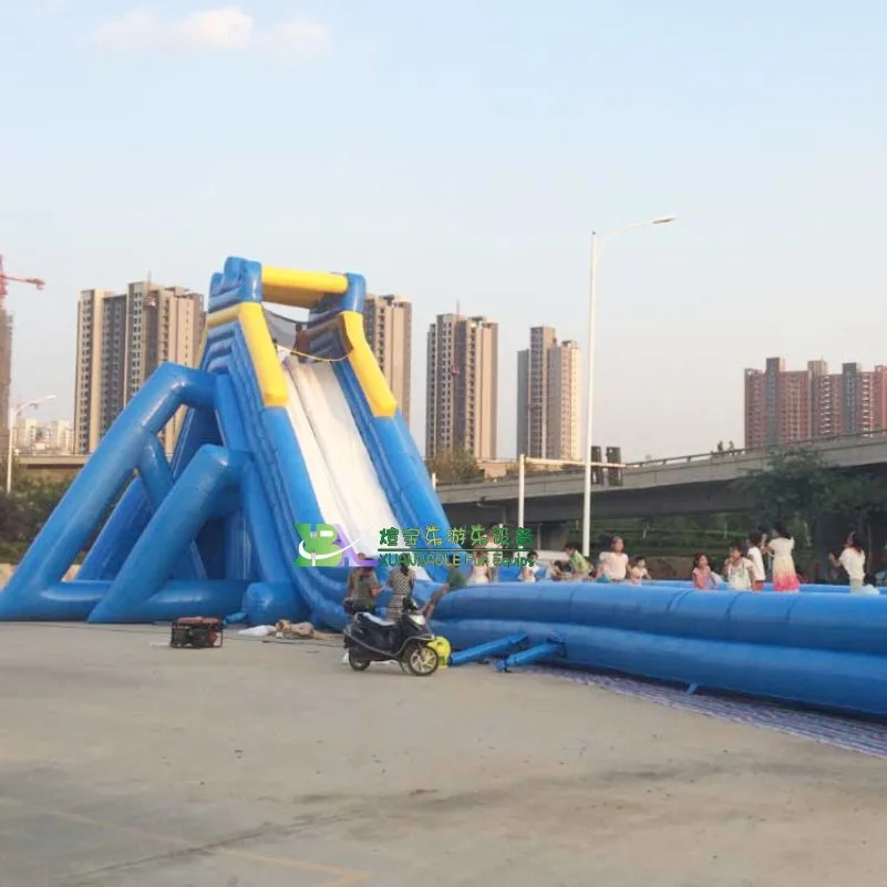 Рисунок 6 - Самый большой надувной Бегемот