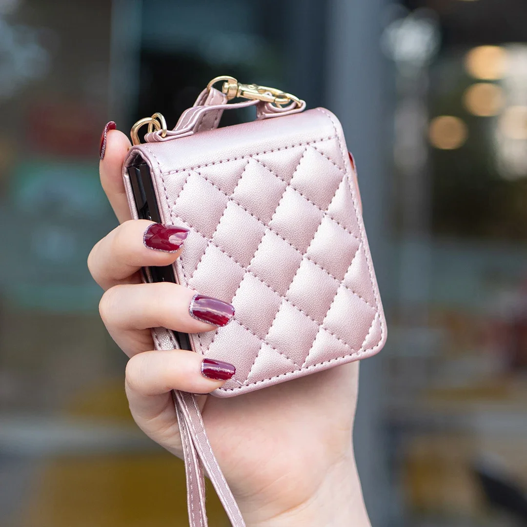 Custodia a tracolla di lusso in pelle con diamanti per Samsung Galaxy Z Flip 6 5 4 3 5G Flip6 Flip5 tracolla sottile e semplice pieghevole_voghion.com