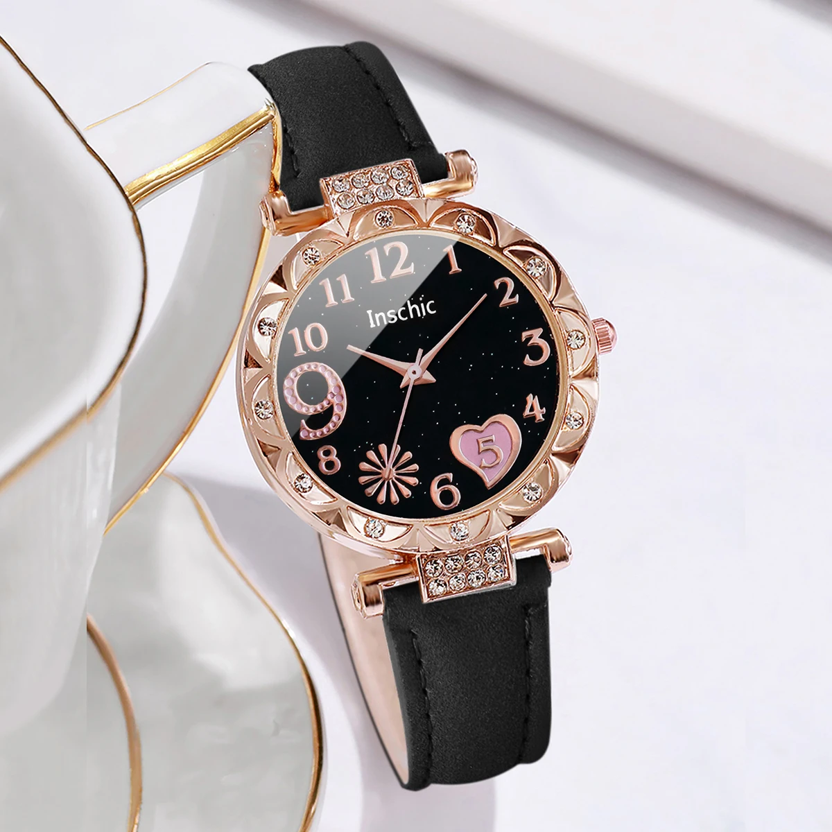 3pcs/set Women Ladies Fashion Leather Strap Heart-shaped Dial Quartz Watch Black White Pink Set 4