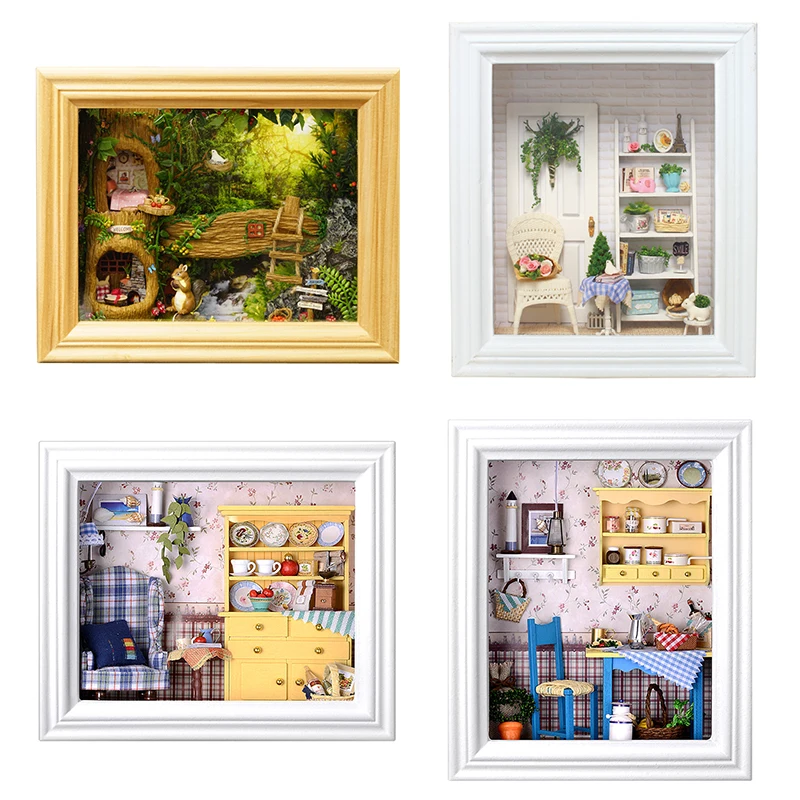 Dolls house wall plaques 