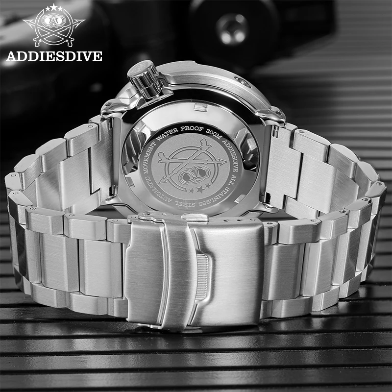 Men's Mechanical Watch 8215 Movement Sapphire Glass Stainless Steel Watch Night Light Waterproof Diving