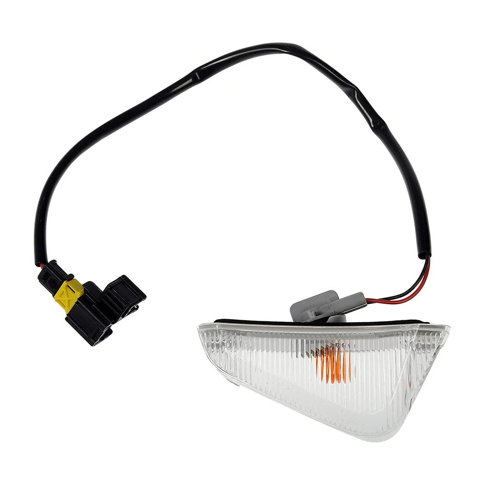

Auto Parts Roof Marker Light White + Transparent 12*8*6cm 68232473AA ABS Plastic Dustproof Tool For ProMaster 1500